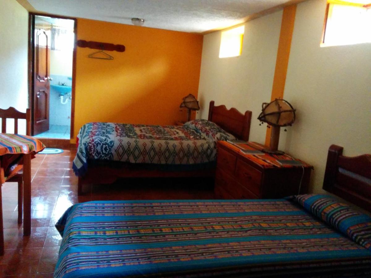Hostal Curinan Отавало Екстериор снимка